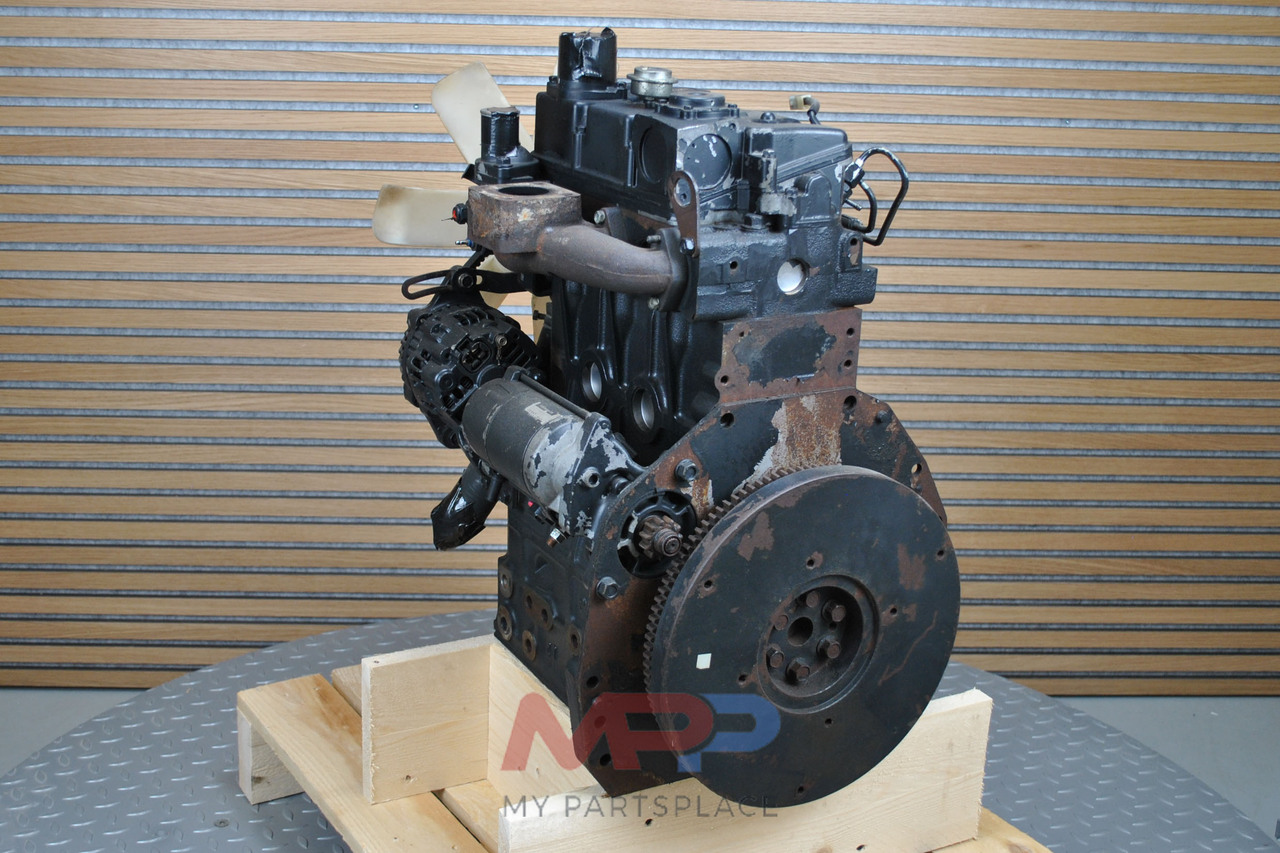 Mootor - Traktor PERKINS 403-17: pilt 8