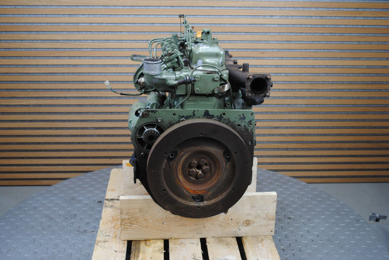 Yanmar Yanmar 3T80U - Mootor: pilt 1 Yanmar Yanmar 3T80U - Mootor: pilt 1