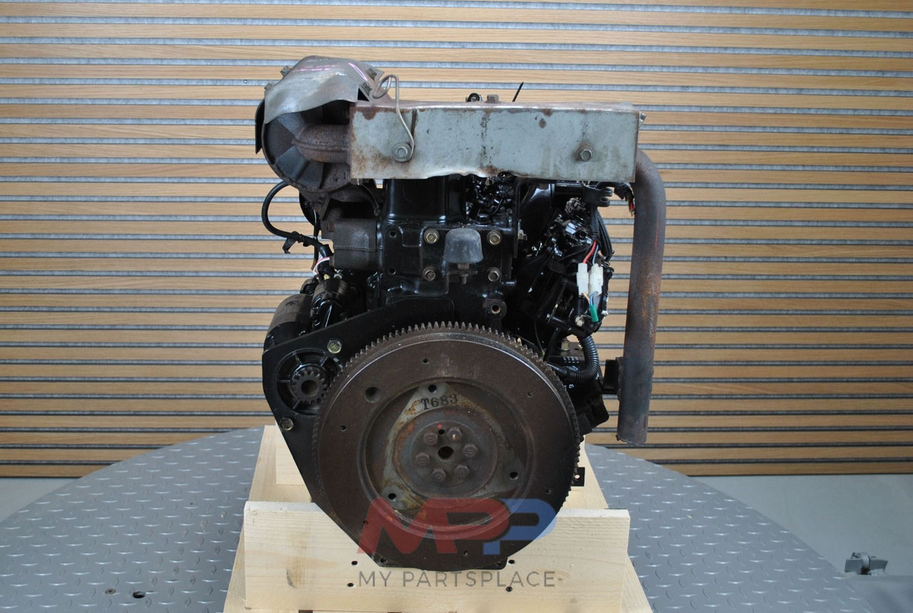 Yanmar Yanmar 3TN75 - Mootor - Veoauto: pilt 3 Yanmar Yanmar 3TN75 - Mootor - Veoauto: pilt 3