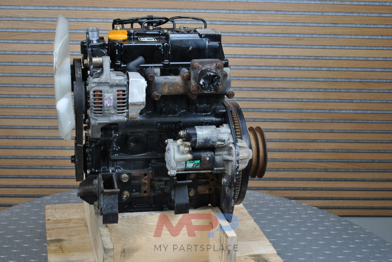 Yanmar Yanmar 3TNV70 - Mootor - Põllutööseade: pilt 2 Yanmar Yanmar 3TNV70 - Mootor - Põllutööseade: pilt 2