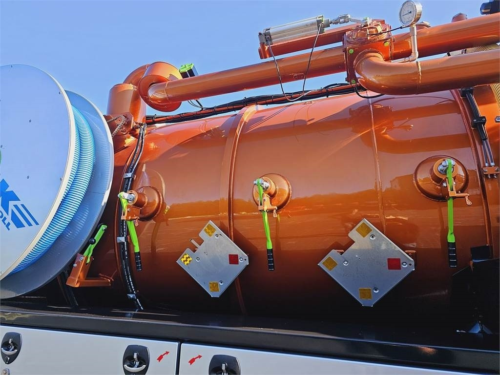 MAN WUKO KROLL ADR COMBI FOR SEWER CLEANING - Kommunaal-/ Erisõiduk: pilt 5 MAN WUKO KROLL ADR COMBI FOR SEWER CLEANING - Kommunaal-/ Erisõiduk: pilt 5
