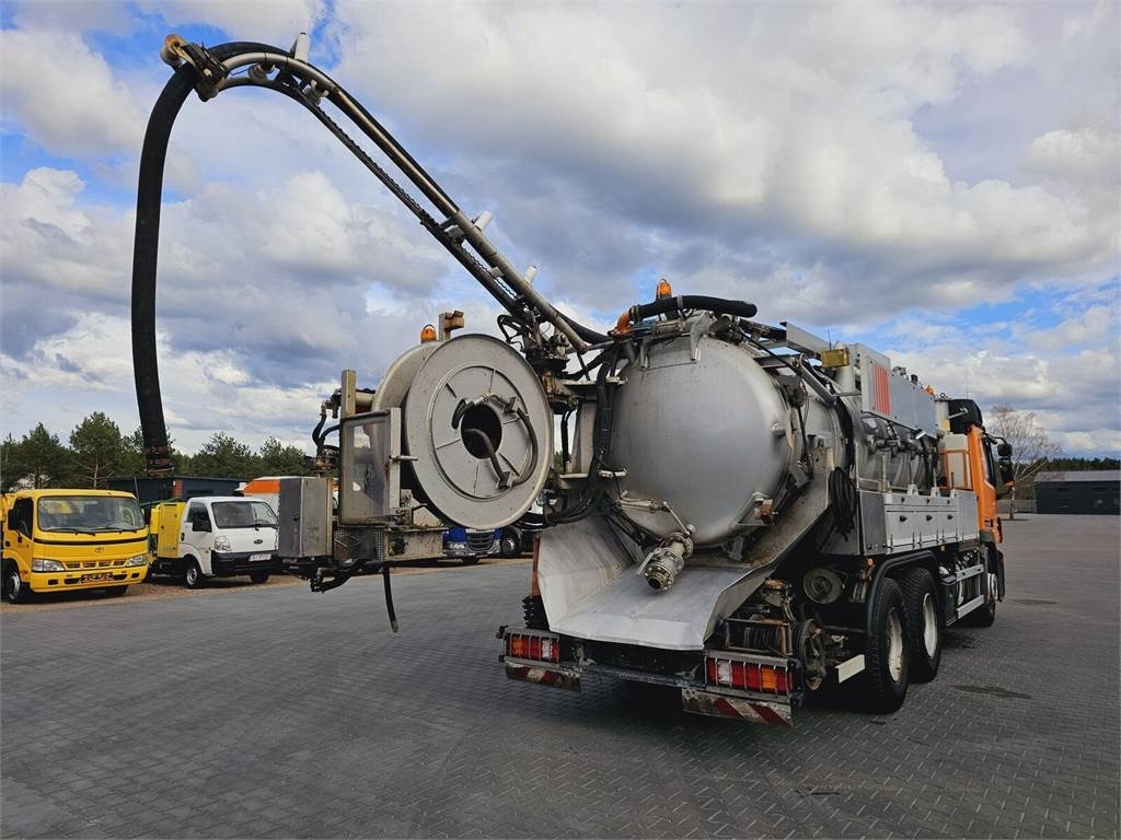 Mercedes-Benz WUKO KROLL COMBI FOR SEWER CLEANING - Kommunaal-/ Erisõiduk: pilt 1 Mercedes-Benz WUKO KROLL COMBI FOR SEWER CLEANING - Kommunaal-/ Erisõiduk: pilt 1