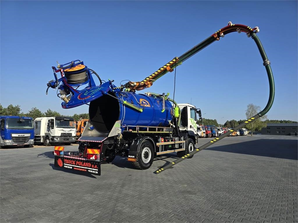 MAN TGM 4x4 GAMON PW8 for collecting liquid waste sepa - Vaakumveok: pilt 1 MAN TGM 4x4 GAMON PW8 for collecting liquid waste sepa - Vaakumveok: pilt 1