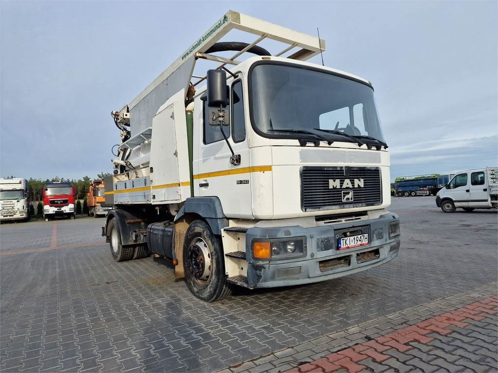 MAN WUKO MORO KOMBI FOR CHANNEL CLEANING - Vaakumveok: pilt 2 MAN WUKO MORO KOMBI FOR CHANNEL CLEANING - Vaakumveok: pilt 2