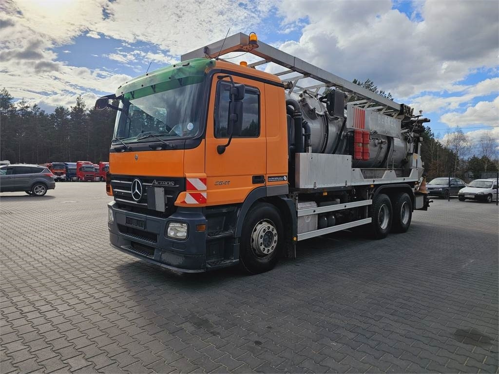Mercedes-Benz WUKO KROLL COMBI FOR SEWER CLEANING - Vaakumveok: pilt 4 Mercedes-Benz WUKO KROLL COMBI FOR SEWER CLEANING - Vaakumveok: pilt 4