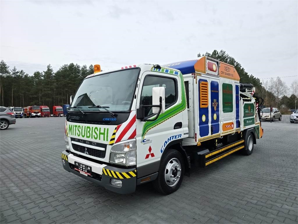 Mitsubishi CANTER odkurzacz koparka ssąca Saugbagger CITY SAU - Vaakumveok: pilt 3 Mitsubishi CANTER odkurzacz koparka ssąca Saugbagger CITY SAU - Vaakumveok: pilt 3