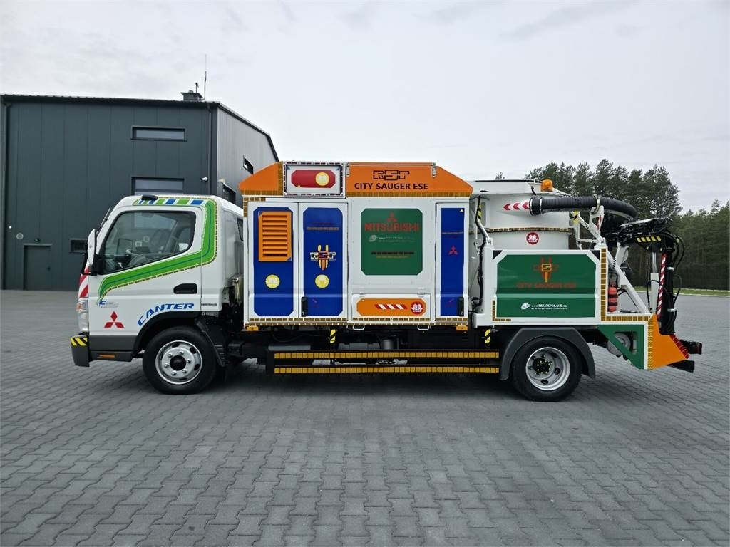 Mitsubishi CANTER odkurzacz koparka ssąca Saugbagger CITY SAU - Vaakumveok: pilt 4 Mitsubishi CANTER odkurzacz koparka ssąca Saugbagger CITY SAU - Vaakumveok: pilt 4