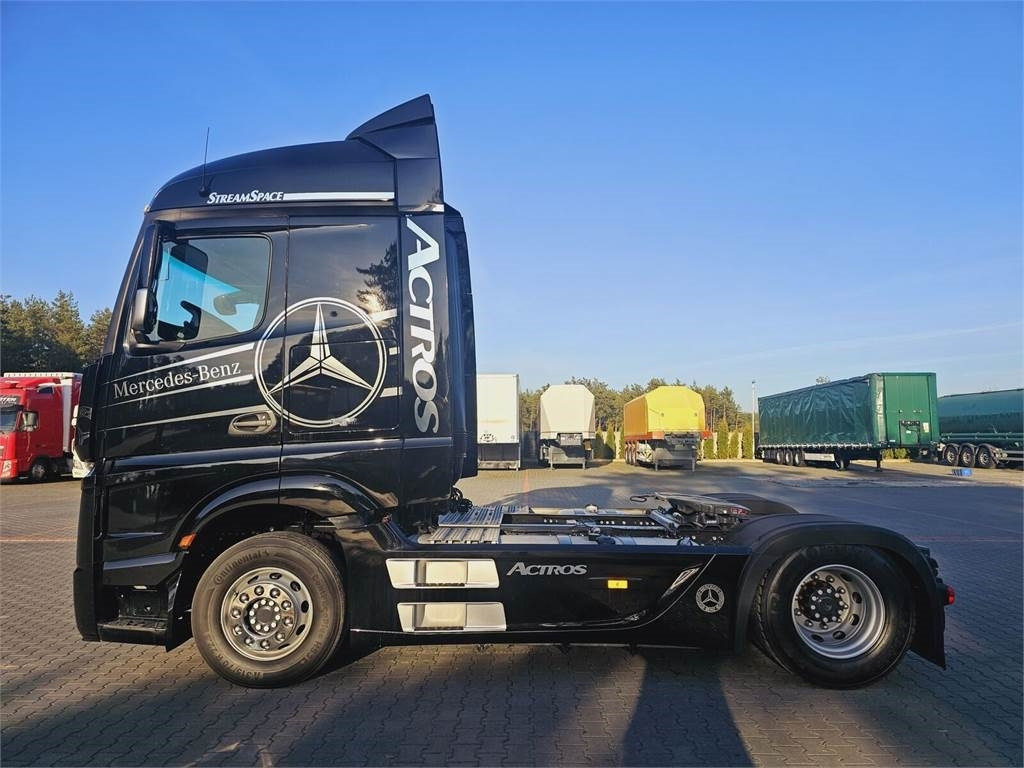 Mercedes-Benz ACTROS 1843 - Sadulveok: pilt 2 Mercedes-Benz ACTROS 1843 - Sadulveok: pilt 2