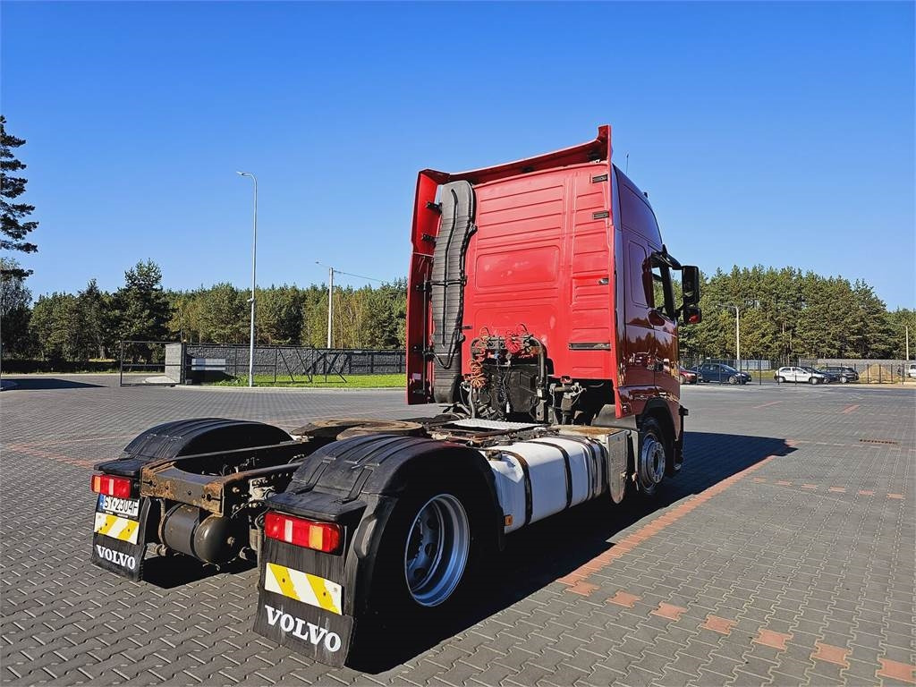 Volvo FH13 XXL MANUAL 420 EURO 5 2011 r MEGA LOW DECK - Sadulveok: pilt 5 Volvo FH13 XXL MANUAL 420 EURO 5 2011 r MEGA LOW DECK - Sadulveok: pilt 5
