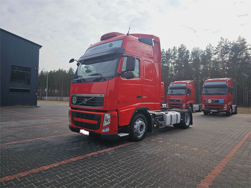 Volvo FH13 XXL NEW TIRES MANUAL 420 EURO 5 2011 - Sadulveok: pilt 2 Volvo FH13 XXL NEW TIRES MANUAL 420 EURO 5 2011 - Sadulveok: pilt 2