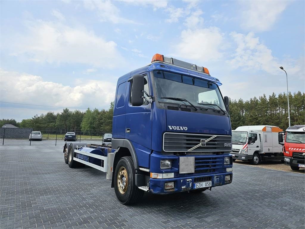 Volvo FH 16 470 KM 6x2 low mileage 229700 km !!!! - Konteinerveduk/ Tõstukiga veoauto: pilt 1 Volvo FH 16 470 KM 6x2 low mileage 229700 km !!!! - Konteinerveduk/ Tõstukiga veoauto: pilt 1