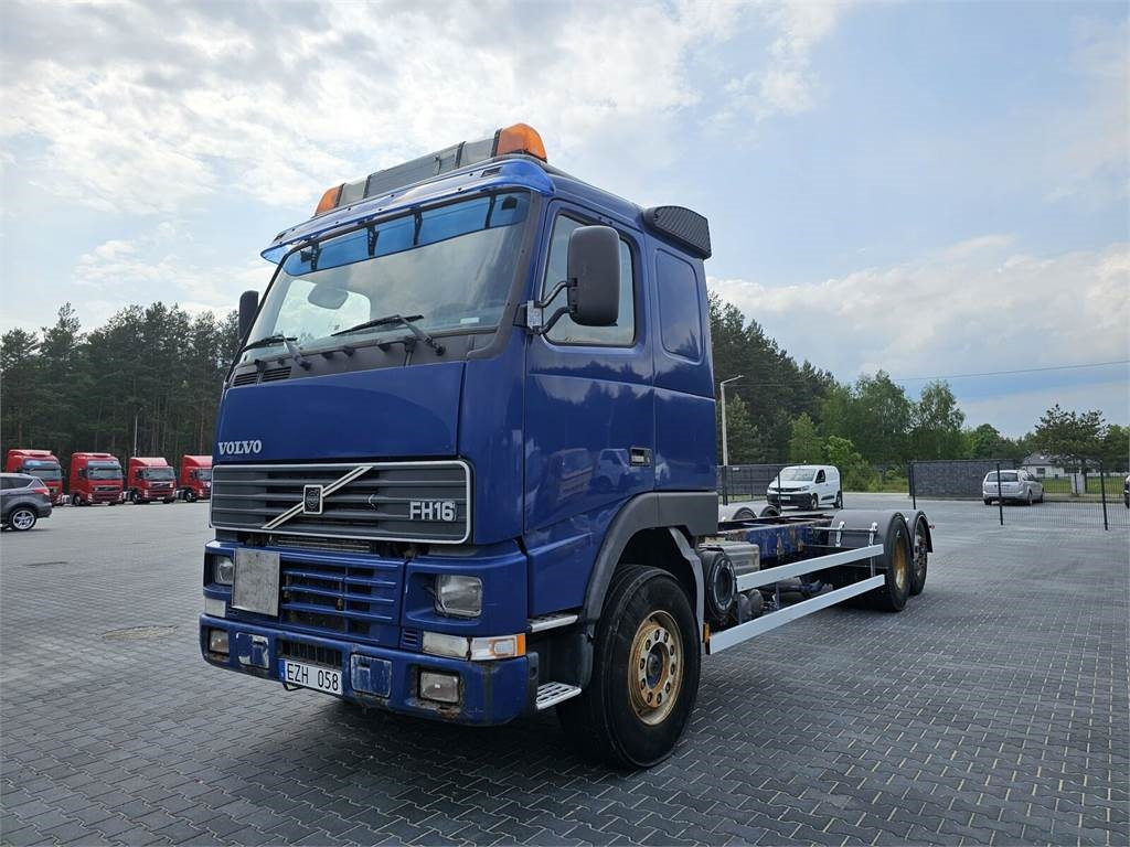 Volvo FH 16 470 KM 6x2 low mileage 229700 km !!!! - Konteinerveduk/ Tõstukiga veoauto: pilt 2 Volvo FH 16 470 KM 6x2 low mileage 229700 km !!!! - Konteinerveduk/ Tõstukiga veoauto: pilt 2