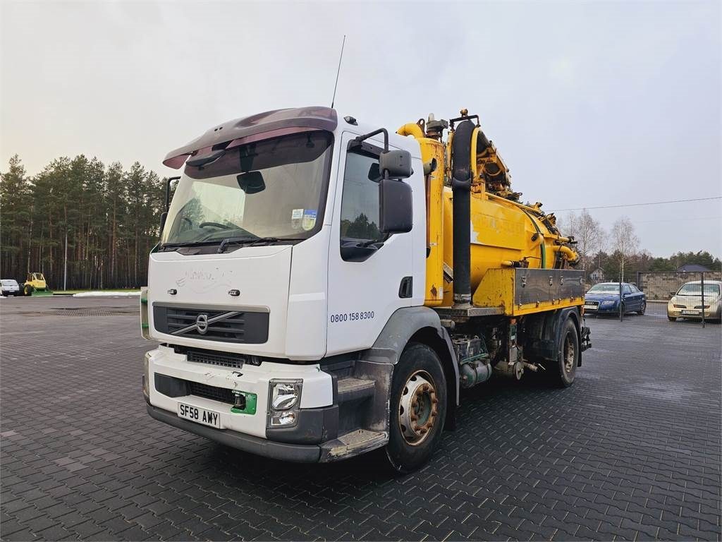 Volvo FULLER TANKERS 2008 WUKO for collecting liquid was - Vaakumveok: pilt 3 Volvo FULLER TANKERS 2008 WUKO for collecting liquid was - Vaakumveok: pilt 3