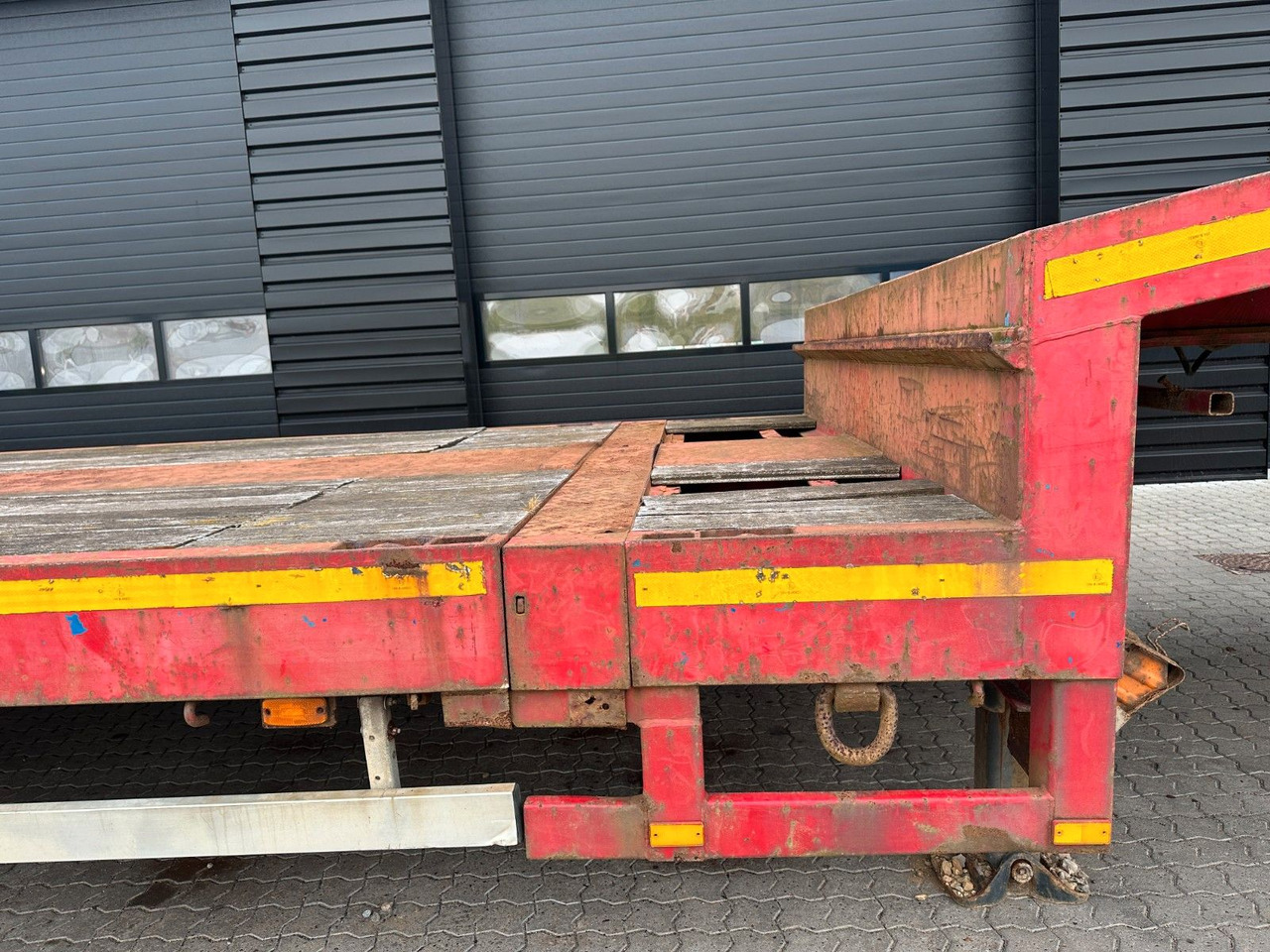Broshuis 4 achs tieflader / 2 x ausziehbar / 43.650 mm - Madal platvormpoolhaagis: pilt 5 Broshuis 4 achs tieflader / 2 x ausziehbar / 43.650 mm - Madal platvormpoolhaagis: pilt 5