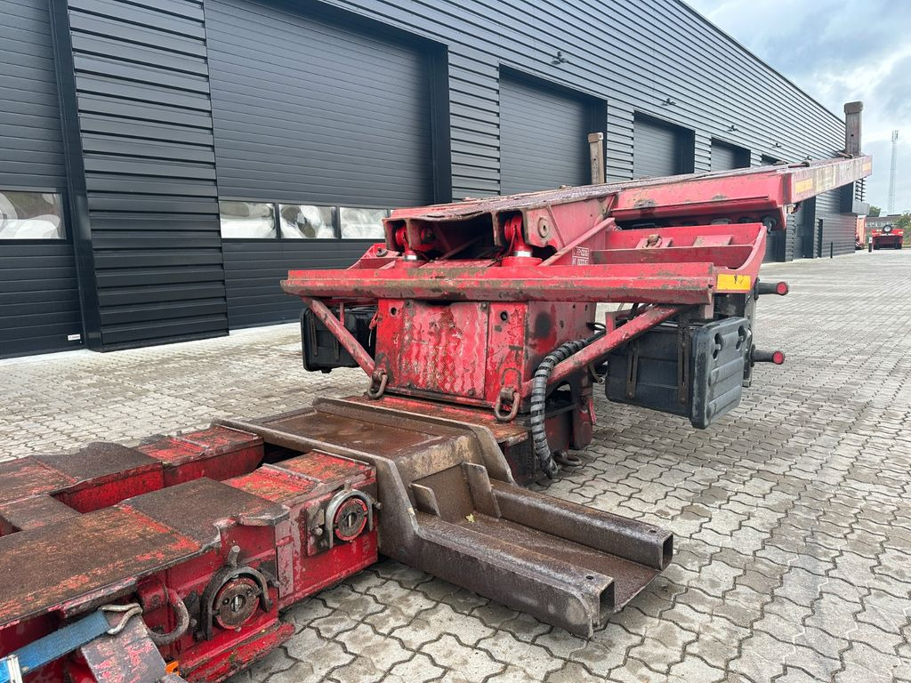 Faymonville 2 achs. tiefbett / 2 x ausziehbar / baggerbett - Madal platvormpoolhaagis: pilt 5 Faymonville 2 achs. tiefbett / 2 x ausziehbar / baggerbett - Madal platvormpoolhaagis: pilt 5