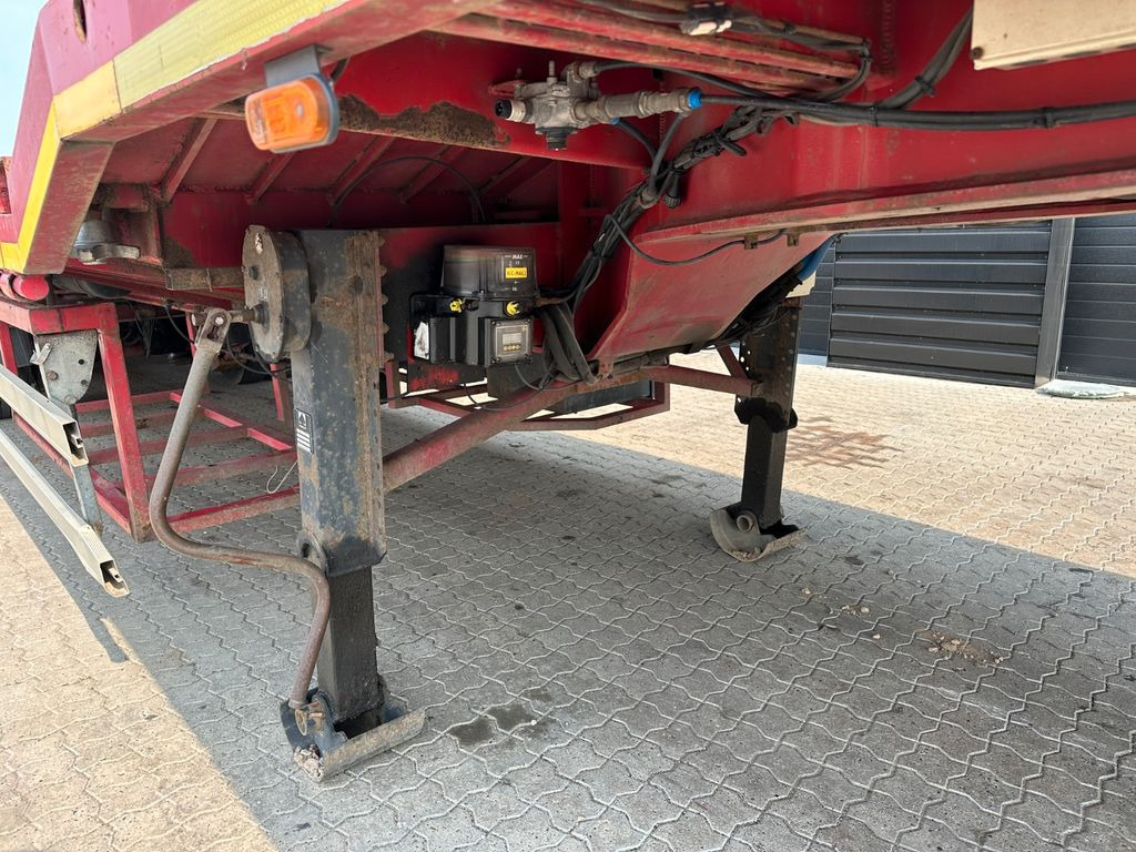 Faymonville Camro tele / 3 x ausziehbar / 46.000 mm Faymonville Camro tele / 3 x ausziehbar / 46.000 mm - Platvorm/ Madelpoolhaagis: pilt 5 Faymonville Camro tele / 3 x ausziehbar / 46.000 mm Faymonville Camro tele / 3 x ausziehbar / 46.000 mm - Platvorm/ Madelpoolhaagis: pilt 5