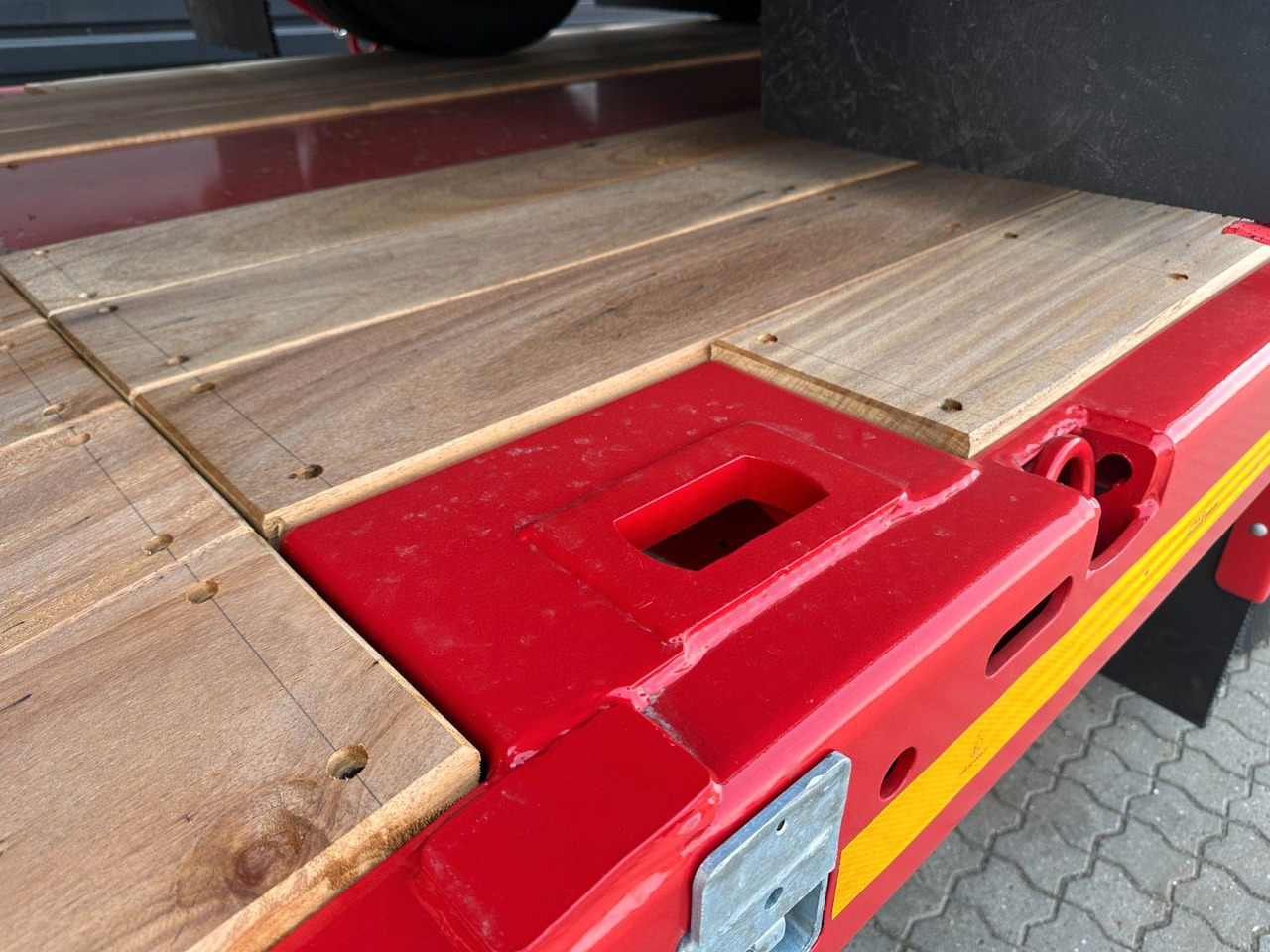 Faymonville Maxtrailer MAX 200 3 achs MEGA - Platvorm/ Madelpoolhaagis: pilt 5 Faymonville Maxtrailer MAX 200 3 achs MEGA - Platvorm/ Madelpoolhaagis: pilt 5