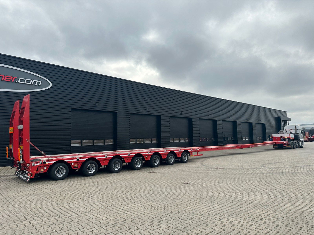 Faymonville Multimax 7 achs. tieflader / 2 x ausziehbar Faymonville Multimax 7 achs. tieflader / 2 x ausziehbar - Madal platvormpoolhaagis: pilt 2 Faymonville Multimax 7 achs. tieflader / 2 x ausziehbar Faymonville Multimax 7 achs. tieflader / 2 x ausziehbar - Madal platvormpoolhaagis: pilt 2