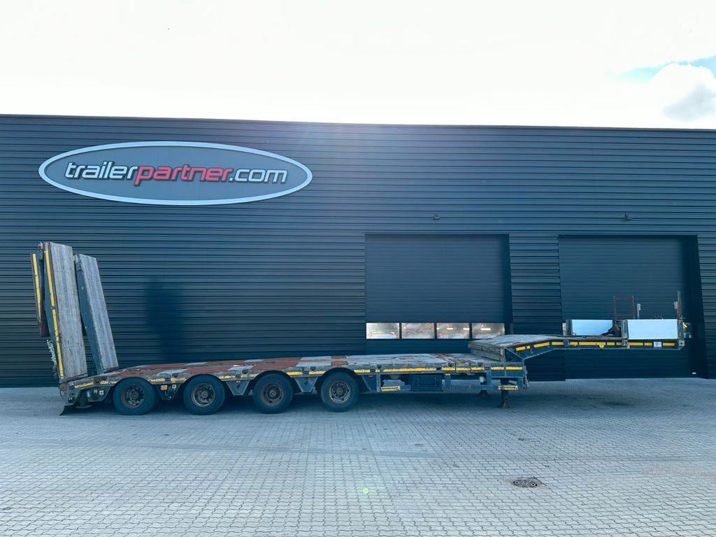 Faymonville Multimax tieflader / Zwangsgelenkt/ Baggermulde - Madal platvormpoolhaagis: pilt 1 Faymonville Multimax tieflader / Zwangsgelenkt/ Baggermulde - Madal platvormpoolhaagis: pilt 1