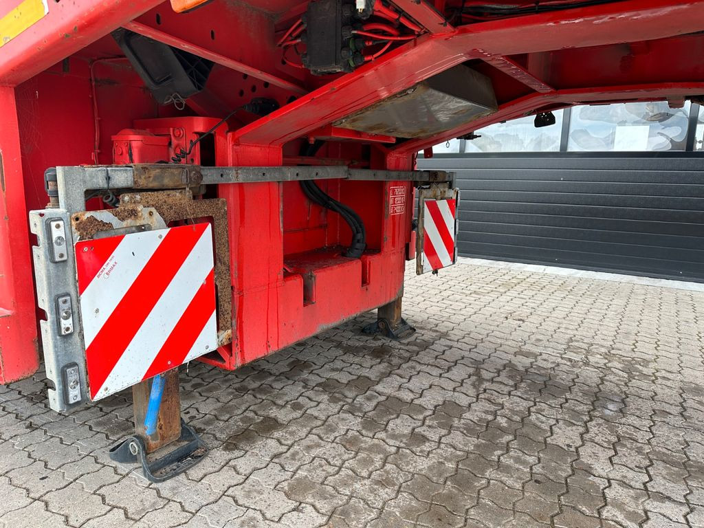 Goldhofer Tieflader /ausziehbar / Rampen Goldhofer Tieflader /ausziehbar / Rampen - Madal platvormpoolhaagis: pilt 5 Goldhofer Tieflader /ausziehbar / Rampen Goldhofer Tieflader /ausziehbar / Rampen - Madal platvormpoolhaagis: pilt 5