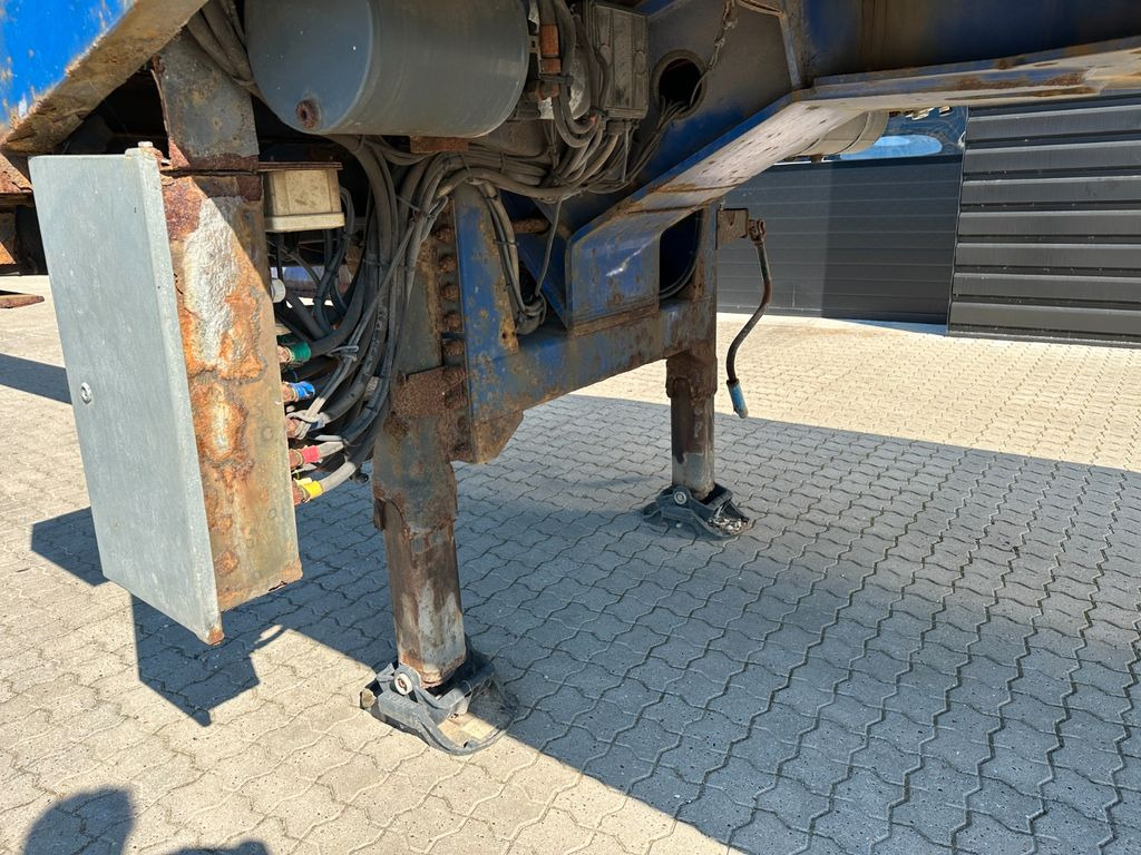 Nooteboom 4 achs tele / 3 x ausziehbar / 48.000 mm Nooteboom 4 achs tele / 3 x ausziehbar / 48.000 mm - Platvorm/ Madelpoolhaagis: pilt 4 Nooteboom 4 achs tele / 3 x ausziehbar / 48.000 mm Nooteboom 4 achs tele / 3 x ausziehbar / 48.000 mm - Platvorm/ Madelpoolhaagis: pilt 4