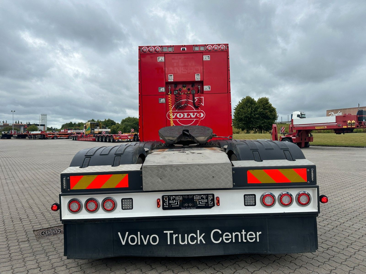 Volvo FH 16 750 8x4 / 250 T / Hydraulik - Sadulveok: pilt 4 Volvo FH 16 750 8x4 / 250 T / Hydraulik - Sadulveok: pilt 4