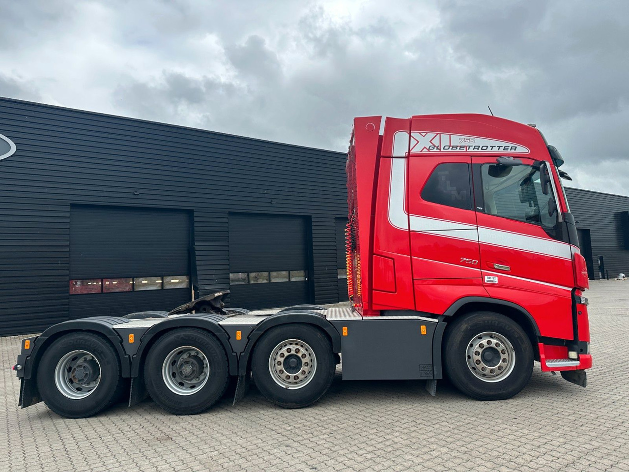 Volvo FH 16 750 8x4 / 250 T / Hydraulik - Sadulveok: pilt 2 Volvo FH 16 750 8x4 / 250 T / Hydraulik - Sadulveok: pilt 2