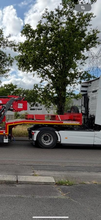 Kässbohrer LOWBED LB3E - Madal platvormpoolhaagis: pilt 2 Kässbohrer LOWBED LB3E - Madal platvormpoolhaagis: pilt 2