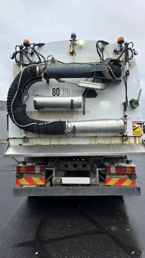 Mercedes Axor 1829 KO - Tänavapühkimismasin: pilt 2 Mercedes Axor 1829 KO - Tänavapühkimismasin: pilt 2