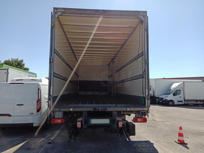 Renault D-Series 19 Wide 320 - Kasti veoauto: pilt 3 Renault D-Series 19 Wide 320 - Kasti veoauto: pilt 3