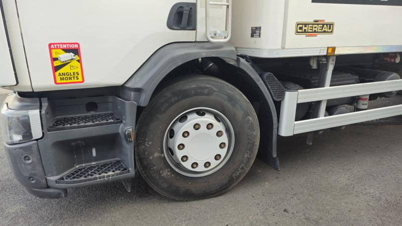 Renault D WIDE - Külmutiga veoauto: pilt 4 Renault D WIDE - Külmutiga veoauto: pilt 4