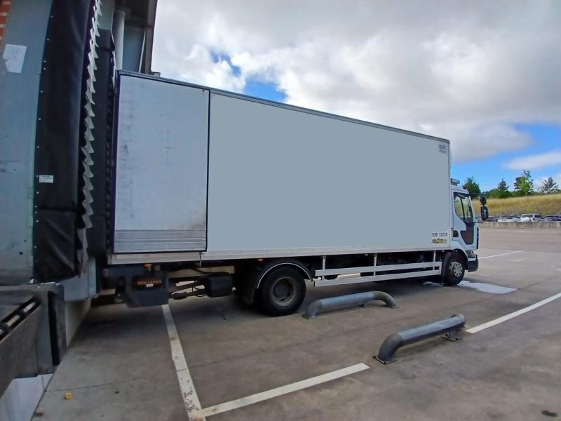 Renault Premium 270 DXI - Külmutiga veoauto: pilt 4 Renault Premium 270 DXI - Külmutiga veoauto: pilt 4
