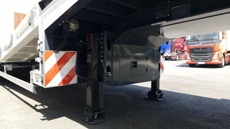 Syltrailer SYL table hydraulique (Location / Rent) F3W1L1B - Madal platvormpoolhaagis: pilt 5 Syltrailer SYL table hydraulique (Location / Rent) F3W1L1B - Madal platvormpoolhaagis: pilt 5