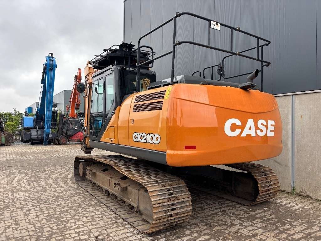 Case CX 210 D - Lintekskavaator: pilt 3 Case CX 210 D - Lintekskavaator: pilt 3