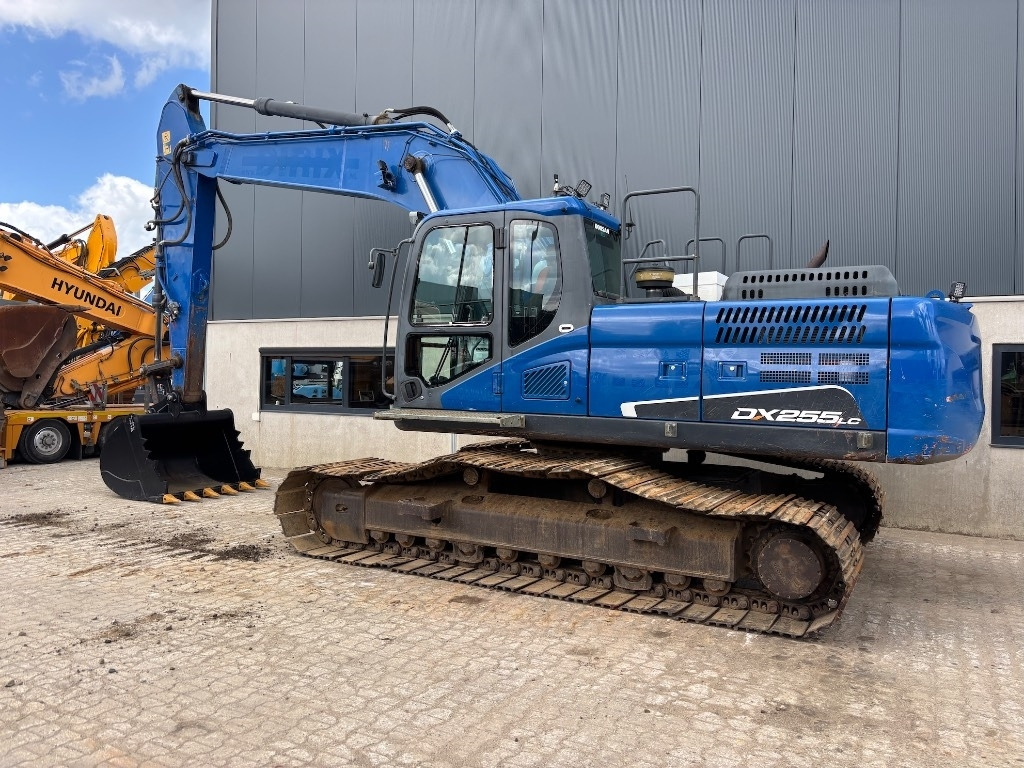 Doosan DX 255 LC-5 - DX 255 - DX 225 - Lintekskavaator: pilt 3 Doosan DX 255 LC-5 - DX 255 - DX 225 - Lintekskavaator: pilt 3