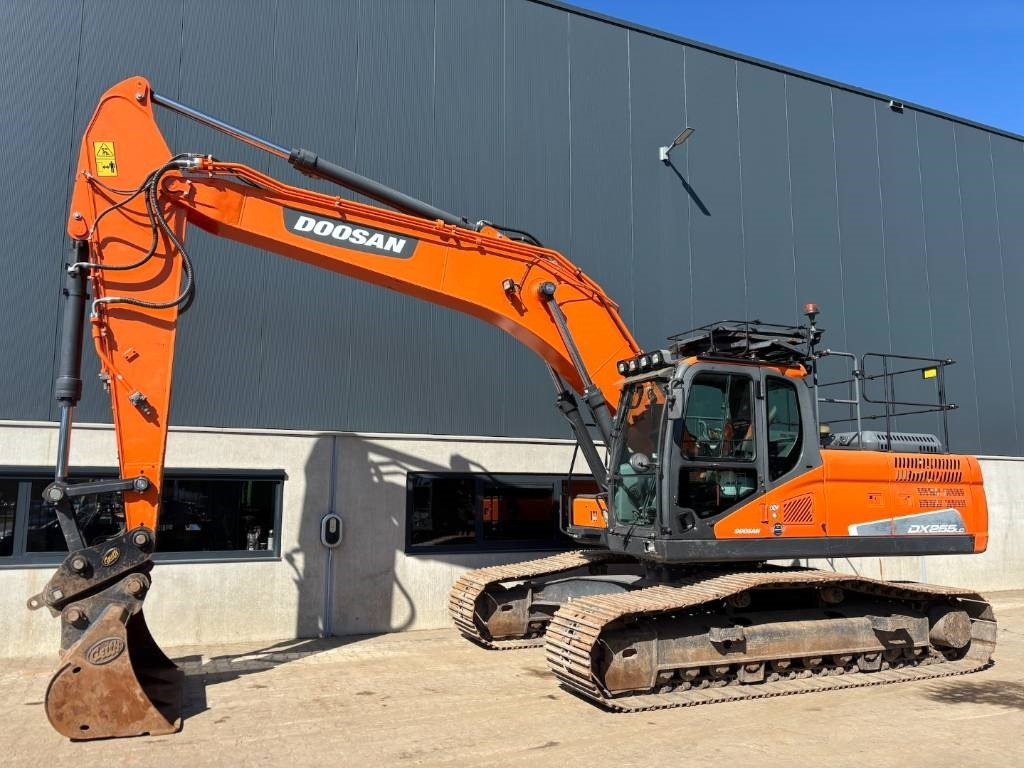 Doosan DX 255 LC-5 -- DX255LC -- DX 225 - Lintekskavaator: pilt 1 Doosan DX 255 LC-5 -- DX255LC -- DX 225 - Lintekskavaator: pilt 1