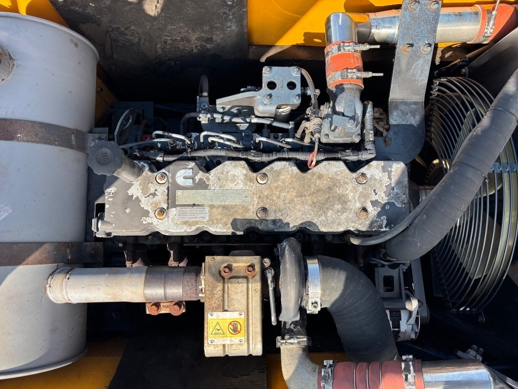 Lintekskavaator Hyundai Robex 210 LC-7 A - 210: pilt 18