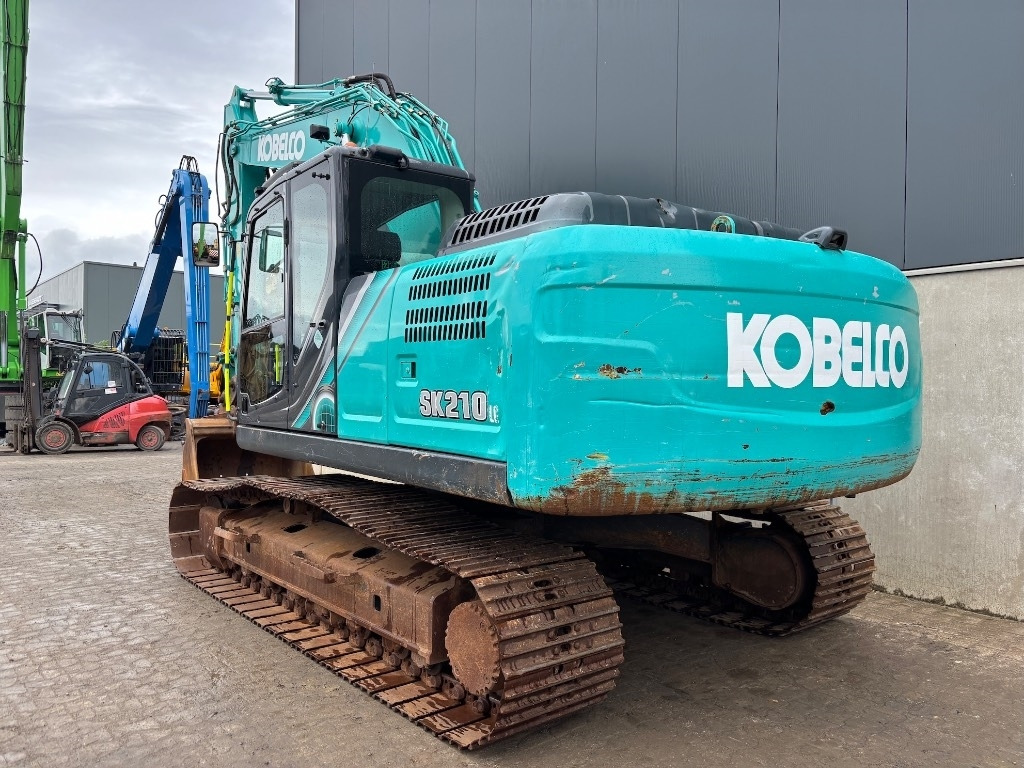 Kobelco SK 210 LC-10 - Lintekskavaator: pilt 3 Kobelco SK 210 LC-10 - Lintekskavaator: pilt 3
