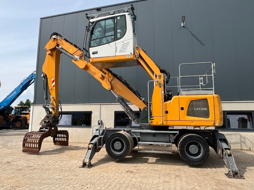 Liebherr LH 22 M - LH 24 - LH22M - Jäätme-/ Tööstuslik käitleja: pilt 2 Liebherr LH 22 M - LH 24 - LH22M - Jäätme-/ Tööstuslik käitleja: pilt 2