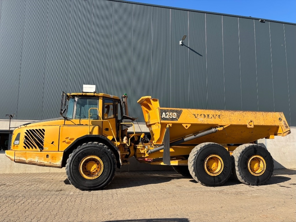 Volvo A 25 D - Liigendkallur: pilt 4 Volvo A 25 D - Liigendkallur: pilt 4