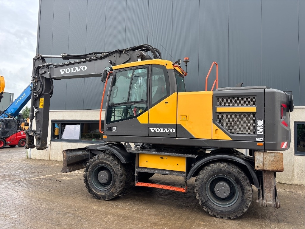 Volvo EW 180 E - EW 200 E - Ratastel ekskavaator: pilt 2 Volvo EW 180 E - EW 200 E - Ratastel ekskavaator: pilt 2