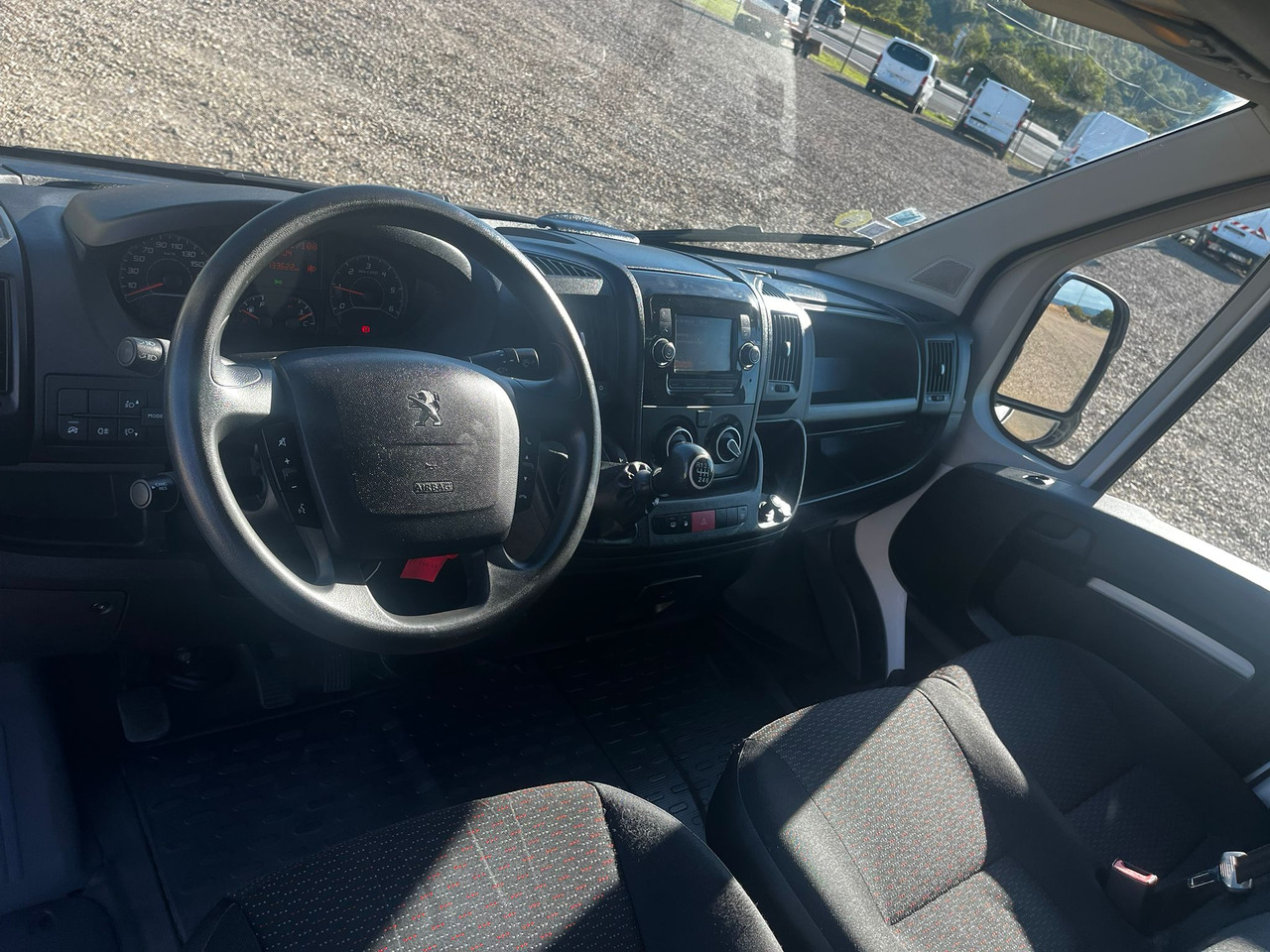 PEUGEOT Boxer III 2.2 HDI 120 L3H2 PREMIUM - Kaubik: pilt 5 PEUGEOT Boxer III 2.2 HDI 120 L3H2 PREMIUM - Kaubik: pilt 5