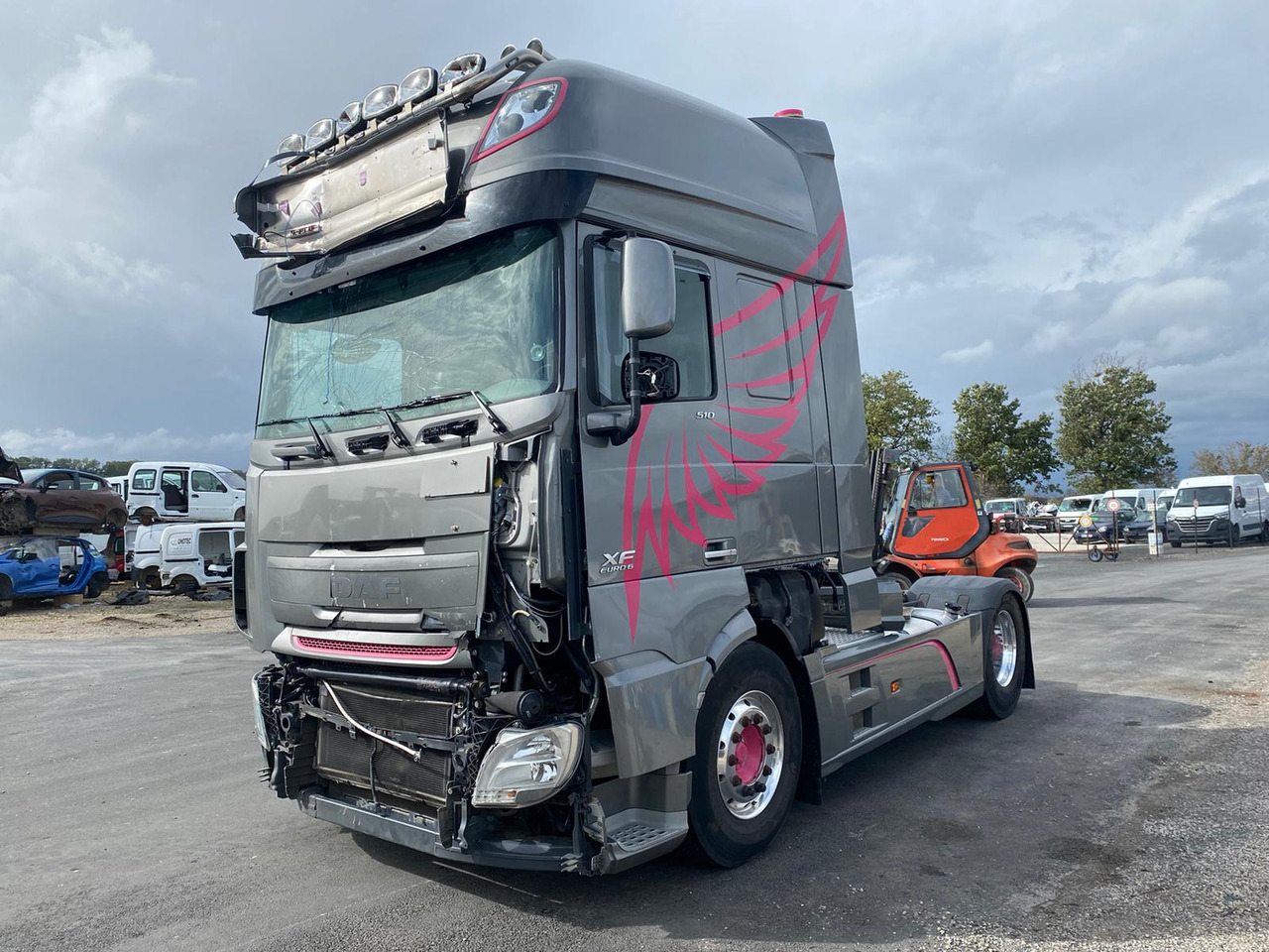 DAF XF 510 Super Space Cab - Sadulveok: pilt 1 DAF XF 510 Super Space Cab - Sadulveok: pilt 1
