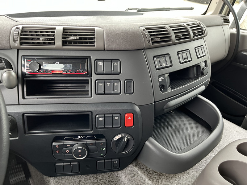 DAF CF 260 FA / Carrier Koeler - 30 gr / Chereau Frigobox / Laadklep 2000 kg - Külmutiga veoauto: pilt 5 DAF CF 260 FA / Carrier Koeler - 30 gr / Chereau Frigobox / Laadklep 2000 kg - Külmutiga veoauto: pilt 5