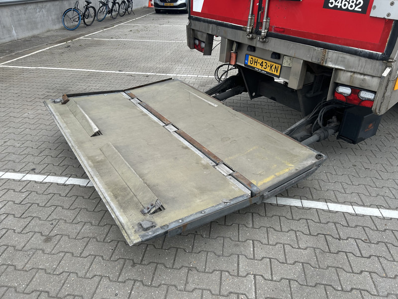 H.T.F. HZO 39 / Carrier Vector 1800 Frigo / Flowers / Loadlift 2500 kg / NL Trailer - Külmutiga poolhaagis: pilt 5 H.T.F. HZO 39 / Carrier Vector 1800 Frigo / Flowers / Loadlift 2500 kg / NL Trailer - Külmutiga poolhaagis: pilt 5