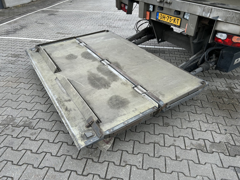 H.T.F. HZO 39 / Carrier Vector 1800 Frigo / Flowers / Loadlift 2500 kg / NL Trailer - Külmutiga poolhaagis: pilt 5 H.T.F. HZO 39 / Carrier Vector 1800 Frigo / Flowers / Loadlift 2500 kg / NL Trailer - Külmutiga poolhaagis: pilt 5