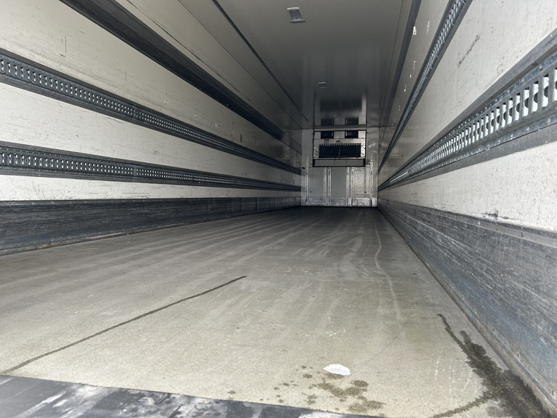 H.T.F HZO 39 / Heiwo / Carrier Vector 1800 -> Defect / Iso Box / Loadlift 2500 kg - Külmutiga poolhaagis: pilt 3 H.T.F HZO 39 / Heiwo / Carrier Vector 1800 -> Defect / Iso Box / Loadlift 2500 kg - Külmutiga poolhaagis: pilt 3