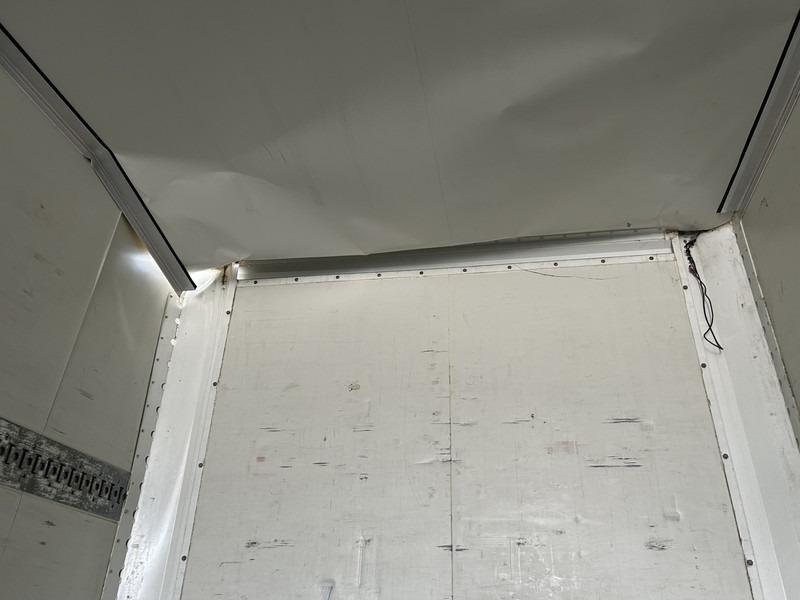 Krone DryLiner / Box / Front Damage / BPW Drum / APK TUV 12-25 - Furgoonpoolhaagis: pilt 4 Krone DryLiner / Box / Front Damage / BPW Drum / APK TUV 12-25 - Furgoonpoolhaagis: pilt 4