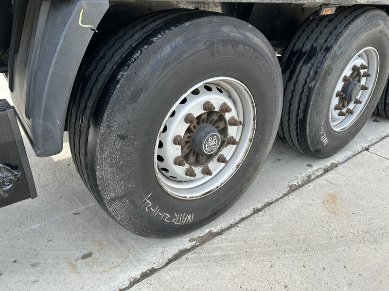 Krone DryLiner / Box Trailer / 3 Axle BPW Disk / APK TUV 12-25 - Furgoonpoolhaagis: pilt 5 Krone DryLiner / Box Trailer / 3 Axle BPW Disk / APK TUV 12-25 - Furgoonpoolhaagis: pilt 5