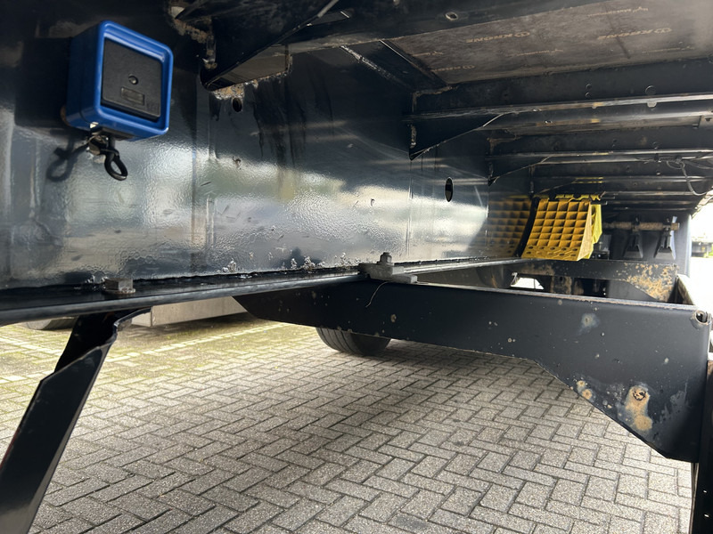 Tentpoolhaagis Krone Profi Liner / Schuifzeil / Kooi Aap / Stuur + Liftas / APK 05-26: pilt 14 Tentpoolhaagis Krone Profi Liner / Schuifzeil / Kooi Aap / Stuur + Liftas / APK 05-26: pilt 14